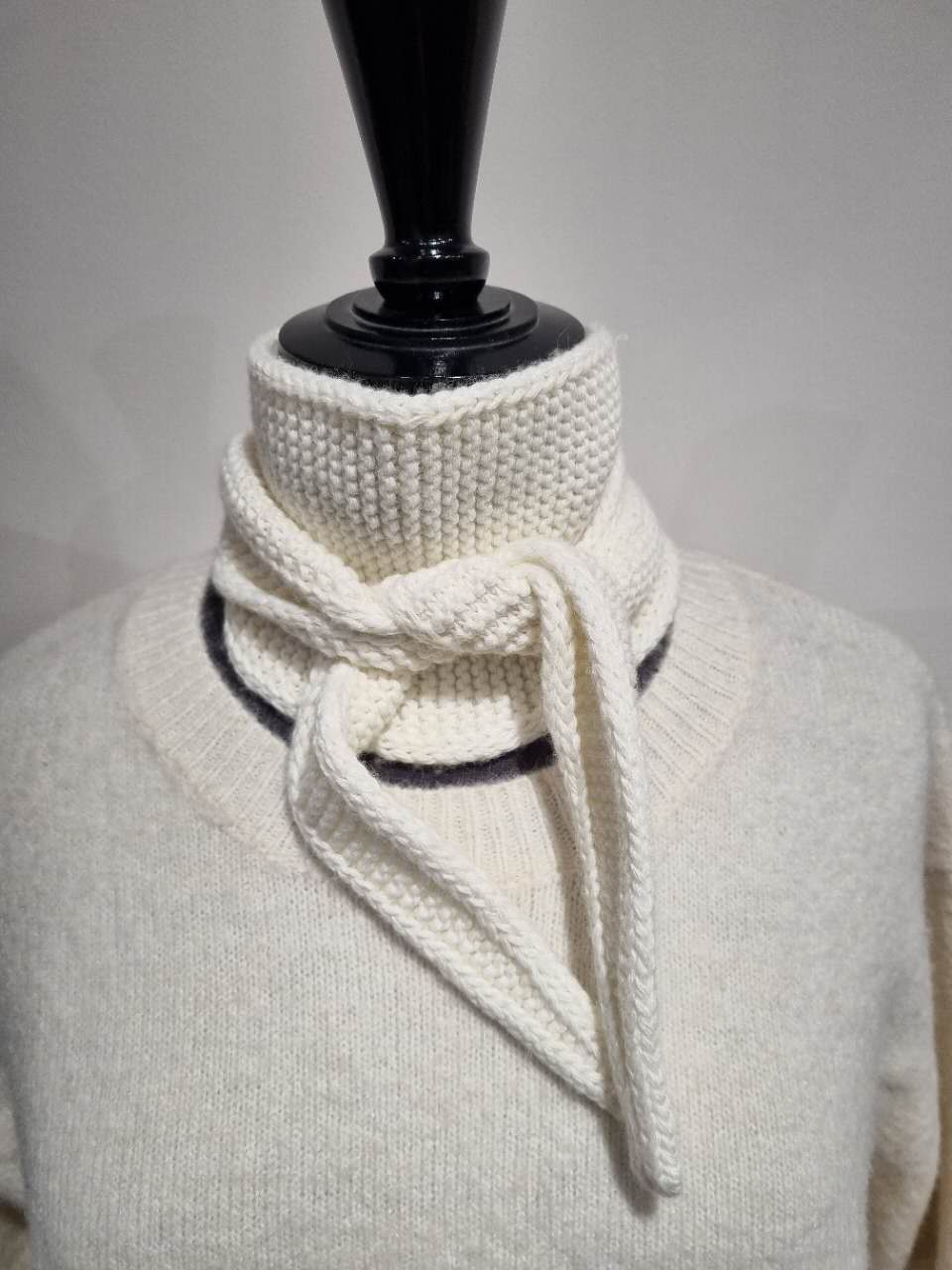 Kleiner Sophie-Schal mit Merino- und Kaschmirwolle