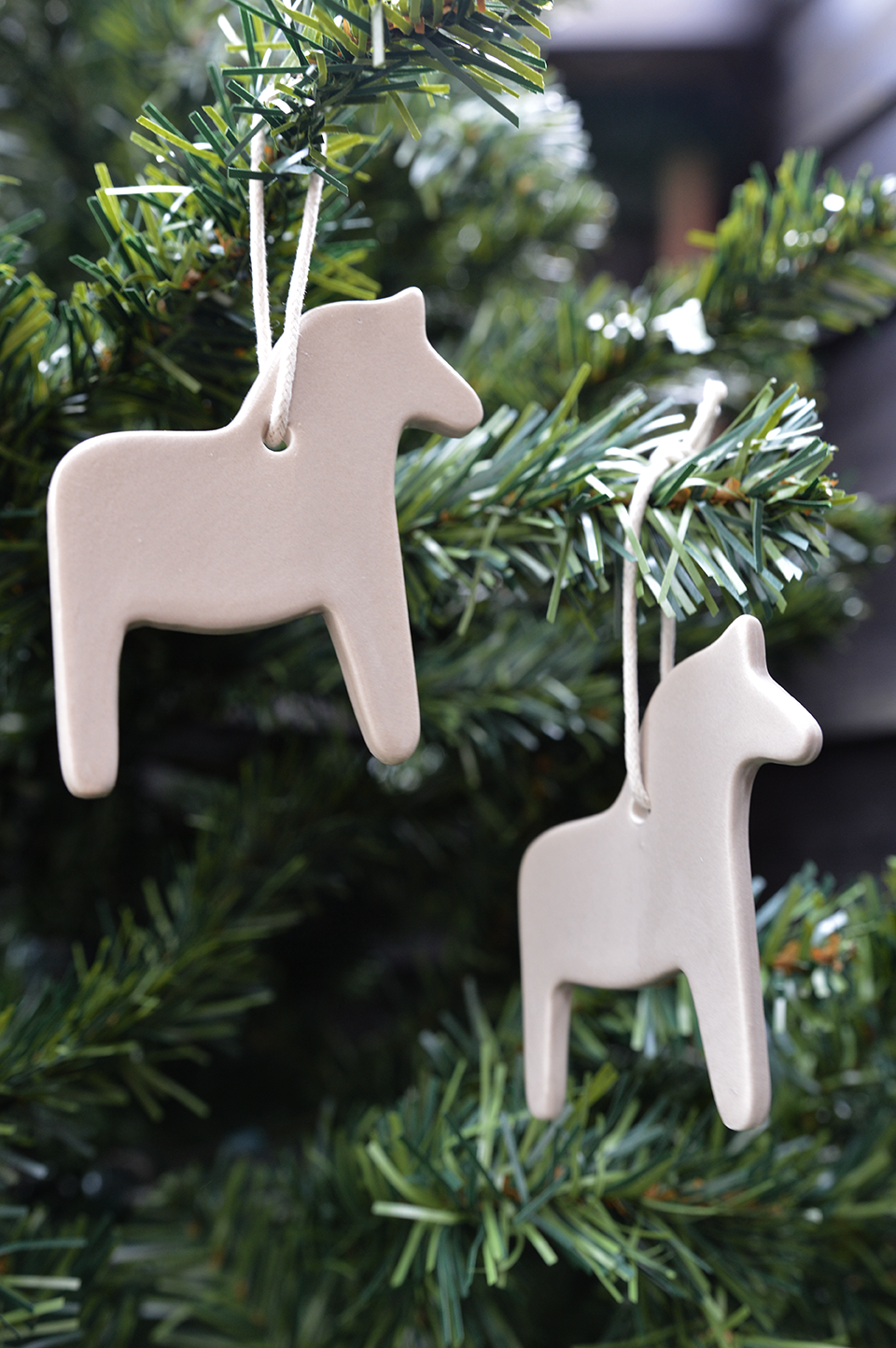 Weihnachtsbaumschmuck aus Keramik