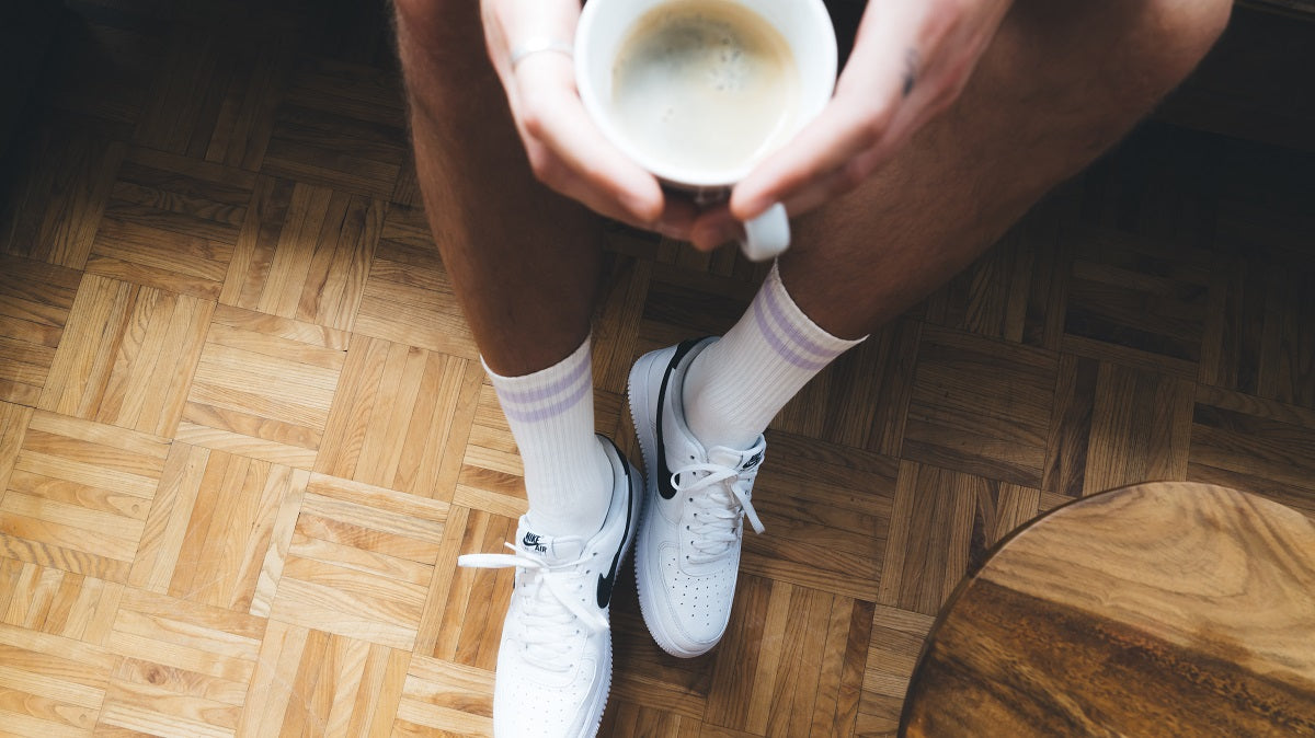 fairtrade socken von arrel in creme mit lila Streifen. mit baumwolle (bio) im tennissocken-style