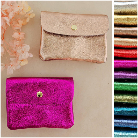 Upcycling Geldbörsen aus hochwertigen Lederresten in metallic Farben mit Druckknopf und Reißverschlussfach.