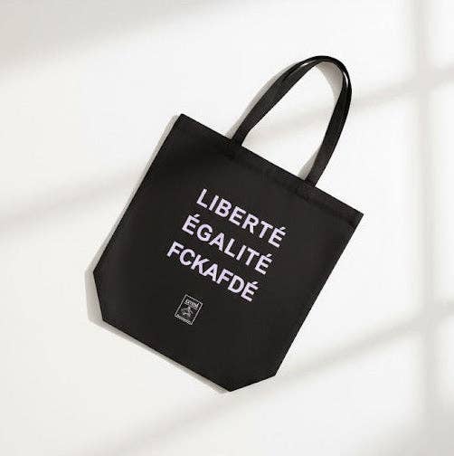 Schwarze Tote Bag mit lila LIBERTÉ ÉGALITÉ FCKAFDÉ Aufdruck
