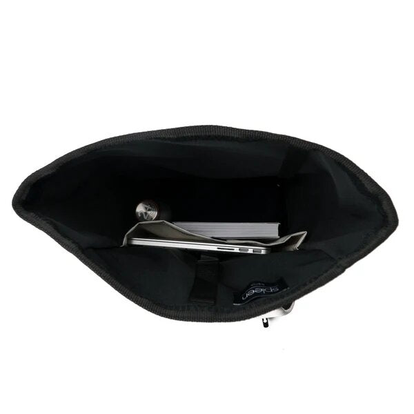 Einblick Laptopfach in den Fahrradrucksack Bob von Spleen Berlin