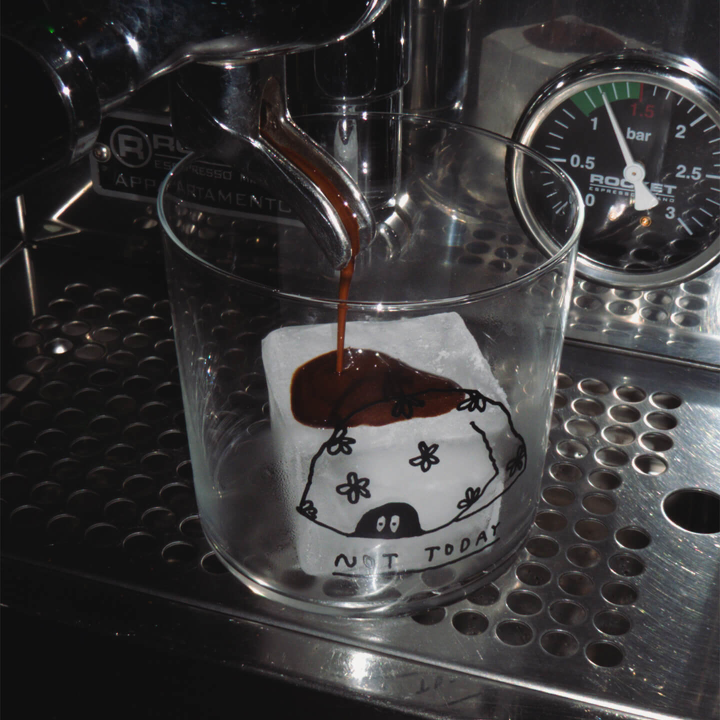 Not today Glass unter Espressomaschine
