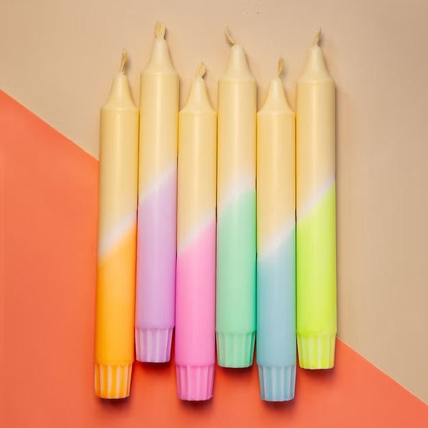 6er Set Kerzen oben gelb unten orange, lila, rosa, mint, hellblau und neongelb