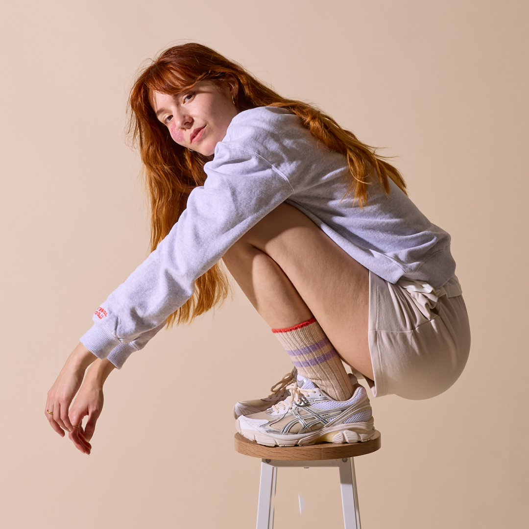 Dicke Stricksocke aus Wolle in Ecru Lila | popeia