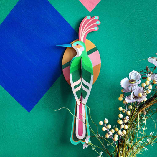 Paradiesvogel Wanddekoration aus Papier - studio ROOF