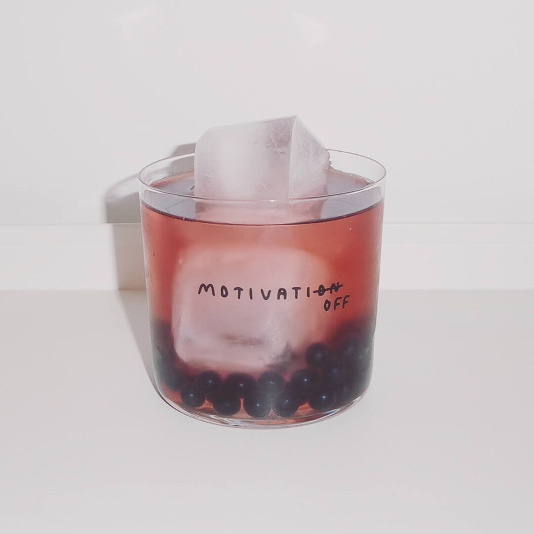 Bubble Tea im Glas Movatioff von yahya studio